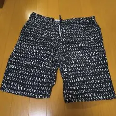 白黒 UNITED ARROWS ショートパンツ 46サイズ 総柄のサムネイル