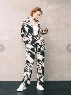 ENVYM アート総柄 セットアップ