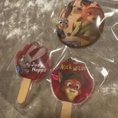 ディズニー ズートピア ハッピーくじ アクリルキーホルダー 缶バッジ　ニック