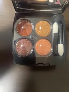 シャネル　レ キャトル オンブル ツイード 03 ツイード フォーヴ