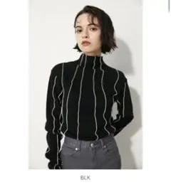 SWITCHING HIGH NECK TOPS