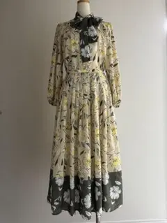 ほぼ未使用♡ソブ 花柄 シフォンプリーツワンピース マキシ丈 ギャザー 38 M ほぼ未使用♡ソブ 花柄 シフォンプリーツワンピース マキシ丈 ギャザー