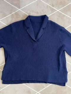 NATURAL BEAUTY BASIC ネイビー Mサイズ　ニット