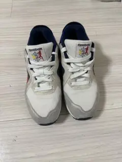 Reebok ホワイト/ネイビー/レッド