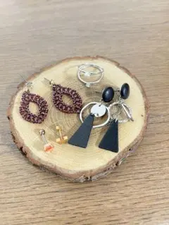アクセサリー まとめ売り 4点セット - メルカリ