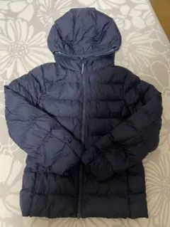 フード付きネイビー中綿コート
