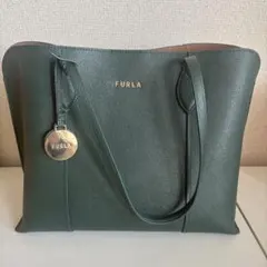 FURLA グリーンレザートートバッグ