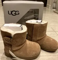 新品未使用　UGG ブラウン ベビーブーツ　6-12M