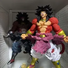 ブロリー　一番くじ　超サイヤ人4