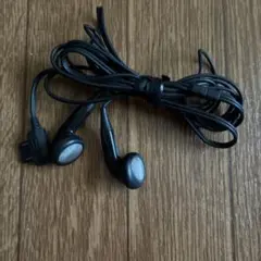 ブラック 有線イヤホン L型コネクタ　携帯電話用イヤホン