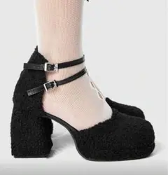 表記39 サイズ24.5-25相当　黒　ファー　ボア　パンプス　ハイヒール