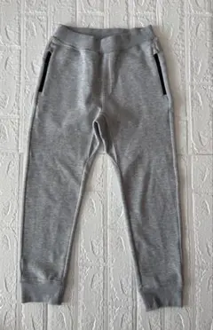 【ほぼ新品】UNIQLO スウェットパンツ キッズ グレー 130cm