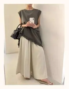 ​【脚長・細見え】大人女子のワイドパンツ 涼しい スカーチョ アイボリー XL