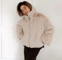 2026年最新】alexiastam ファーコートの人気アイテム - メルカリ