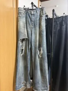 BALENCIAGA distressed wide leg jeans Sのサムネイル