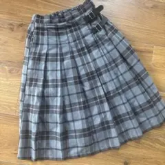 子供スカート　130センチチェック柄プリーツスカート