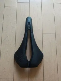 Syncros BELCARRA 1.0 TT サドル シンクロス ベルカラ - メルカリ