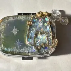 猫デザインのピルケース