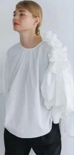 cen.  花びらブラウス　ハナビラブラウス　セン　myclozette Cen.