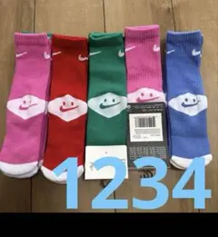 新品　Nike Kids スマイル クルー 3足セット　ソックス　定価17ドル