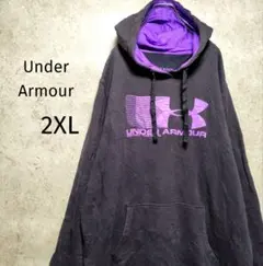 Under Armour 2XLプリントロゴ入り黒色スウェットパーカー US古着