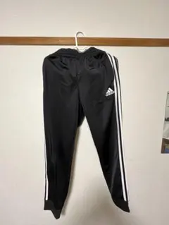 adidas ブラック トレーニングパンツ