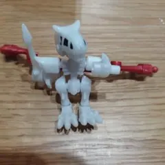 ほねほねザウルス　食玩　パーツ　赤　おもちゃ　一部