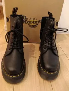 電撃出品】【7/10まで】ドクターマーチン JORGE Dr.Martens - メルカリ