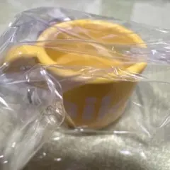 2個セットniko and...のミニチュアカップ キーホルダー付き