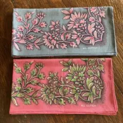 美品 綿100%ハンカチ　2枚セット　バンダナ　50cmサイズ