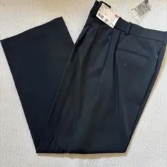 ユニクロ　タックワイドパンツ　M 黒　221-456116