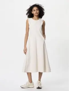 ユニクロ　ウルトラストレッチワンピース/ノースリーブ 2025 美品