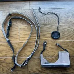 OLYMPUS カメラストラップ／レンズキャップセット