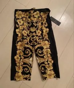 2026年最新】VERSACE ショートパンツ・ハーフパンツの人気アイテム