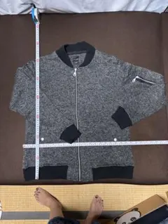 秋冬【美品】PLUS ONE MA-1風ニットブルゾン　ジャケット グレー Lのサムネイル