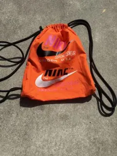 NIKE ナップザック オレンジ