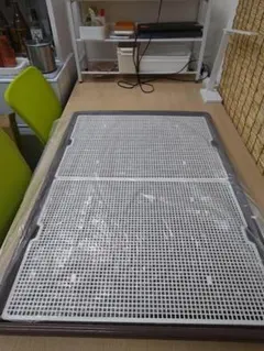 DogLife 犬 トイレ トレー ブラウン XXL 700×590×200H - メルカリ