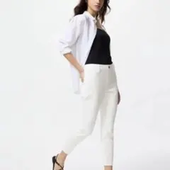 ユニクロ　ウルトラストレッチクロップドレギンスパンツ
