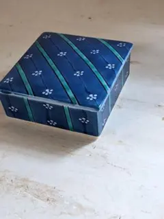 Item thumbnail for item e80dcaaf-3982-44e1-82f1-aafe94084f69