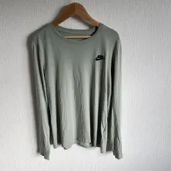 NIKE Tシャツ　レディース