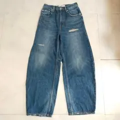 カレンソロジー　Curensology カーヴィーデニム　ワイドパンツ ブルーのサムネイル