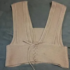 GU ジーユー 2WAYレースアップニットビスチェ ベージュ Sサイズ