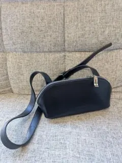 ADD CULUMN ブラックレザーショルダーバッグ