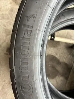 売切コンチネンタルExtremeContactDWS06 225/40R18二本のサムネイル