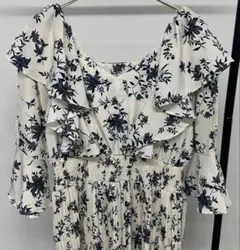 mily bilet フリル襟花柄肩スリットワンピース XL