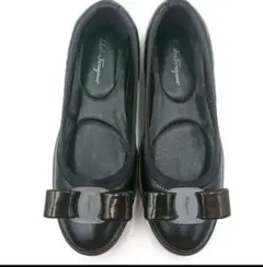 ☆極美品☆フェラガモ バレエシューズ フラット パンプス ヴァラリボン 22cm