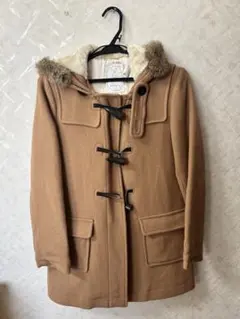 ベージュ ダッフルコート ファー付き