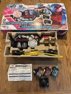 【中古】バンダイ 変身ベルト DXビルドドライバー 仮面ライダービルド箱あり