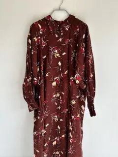 Yuni ❁ 花柄シャツワンピース 長袖 ブラウン　シャツ