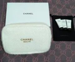 シャネル2024クリスマスコフレポーチとサンプル